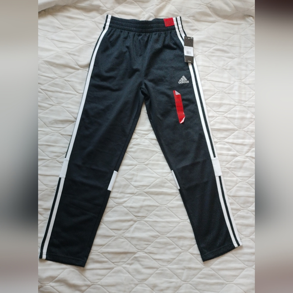 Boys Adidas Black  3-Stripe Track pants Joggers NWT Size M10/12